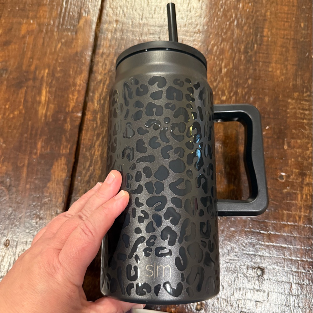 Simple Modern used, like new 50oz Trek tumbler
